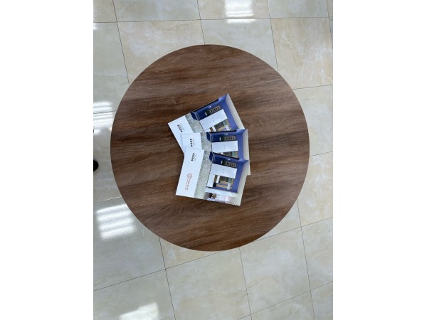 Стол обеденный KL90Х Орех Ростовский гречишный/Черная опора