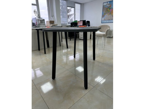 Стол обеденный HL110T Сланец Алтайский смоляной/Черная опора