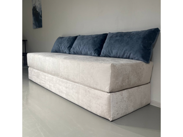 Диван Нельсон бескаркасный плюш крем ,подушки плюш сталь