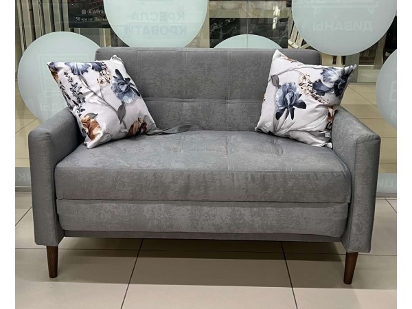 Распродажа. Диван Феникс 1.0