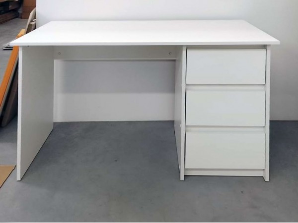 Распродажа. Стол письменный Айден СТП06-1200 белый