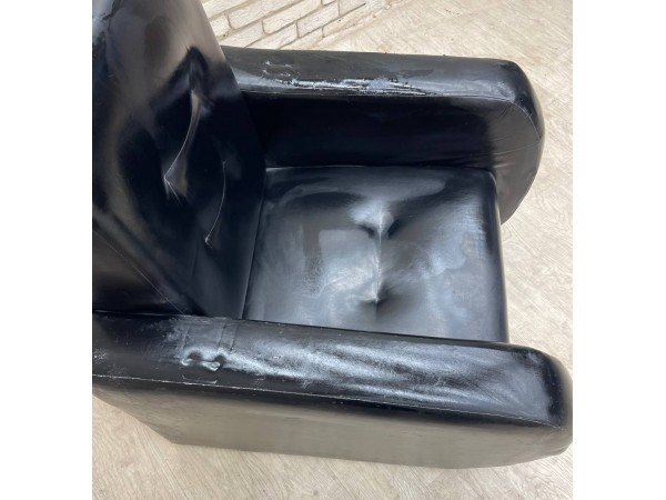 40/015 Уценка! Кресло Аккорд подлокотники квадратные Экокожа Чёрная