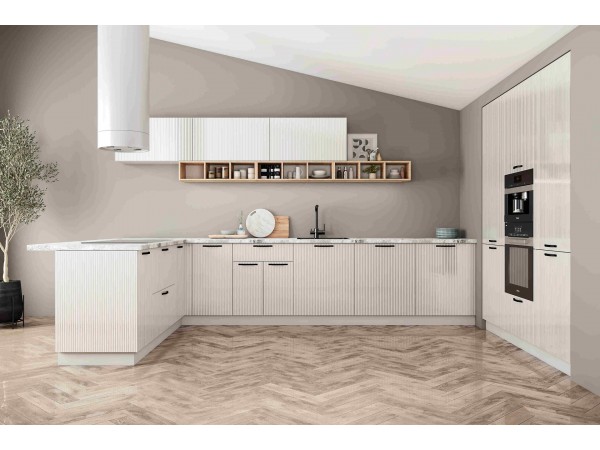 Кухня «Фенис» 3Д Жемчуг 2,2*3,8 м +пеналы на 1,8м 