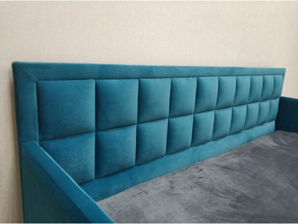 Диван-кровать Чемпион с панелями