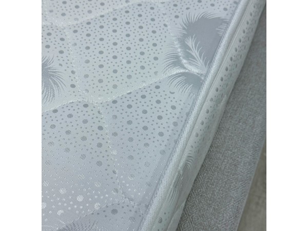 Матрас Exclusive «Prestige» Жаккард белый